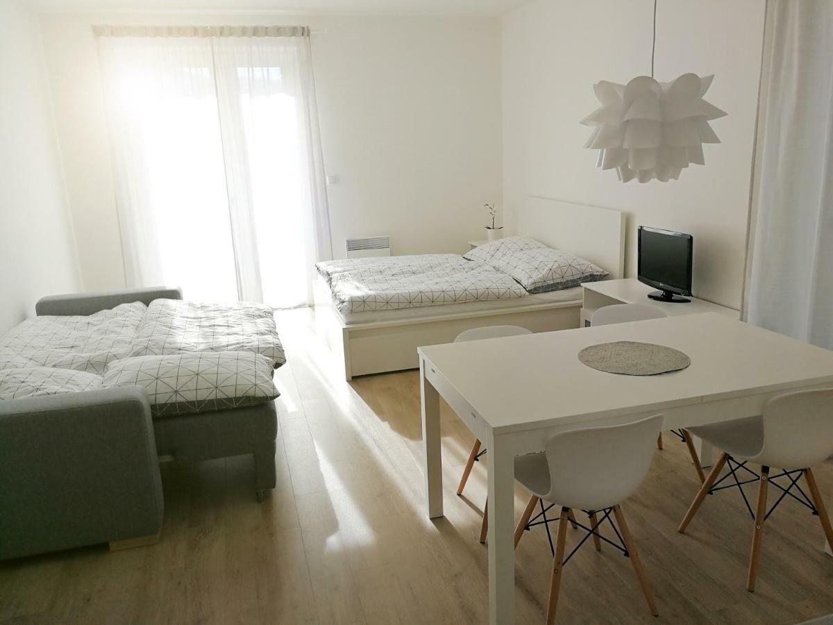 Apartman Sun Долні-Морава Екстер'єр фото